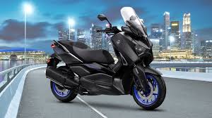 Review Yamaha XMAX 250: Teknologi, dan Tenaga Maksimal