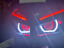 Lampu Neon Vario: Kombinasi Warna dan Efek Cahaya Terbaik